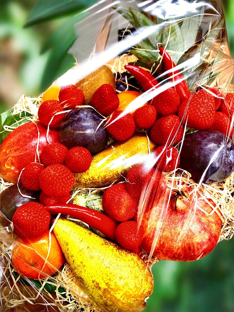 FRUIT HAMPER MEDIUM Luxury Gift